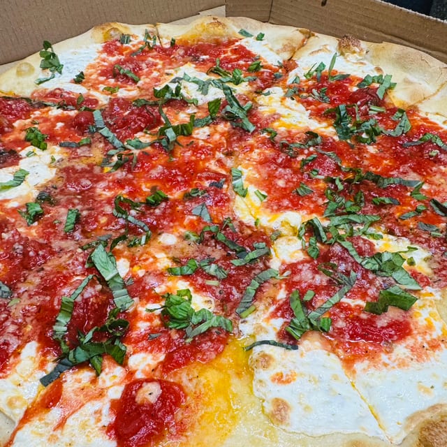 Margherita Pizza.