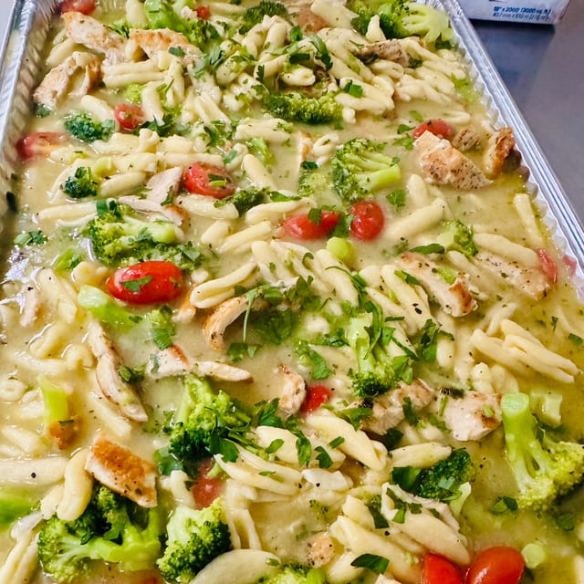 Cavatelli, Broccoli, Garlic & Oil Catering.