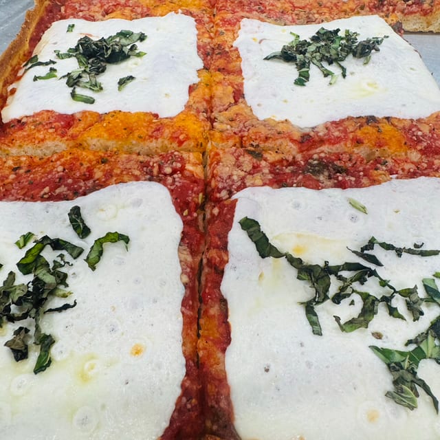 Grandma Pizza.